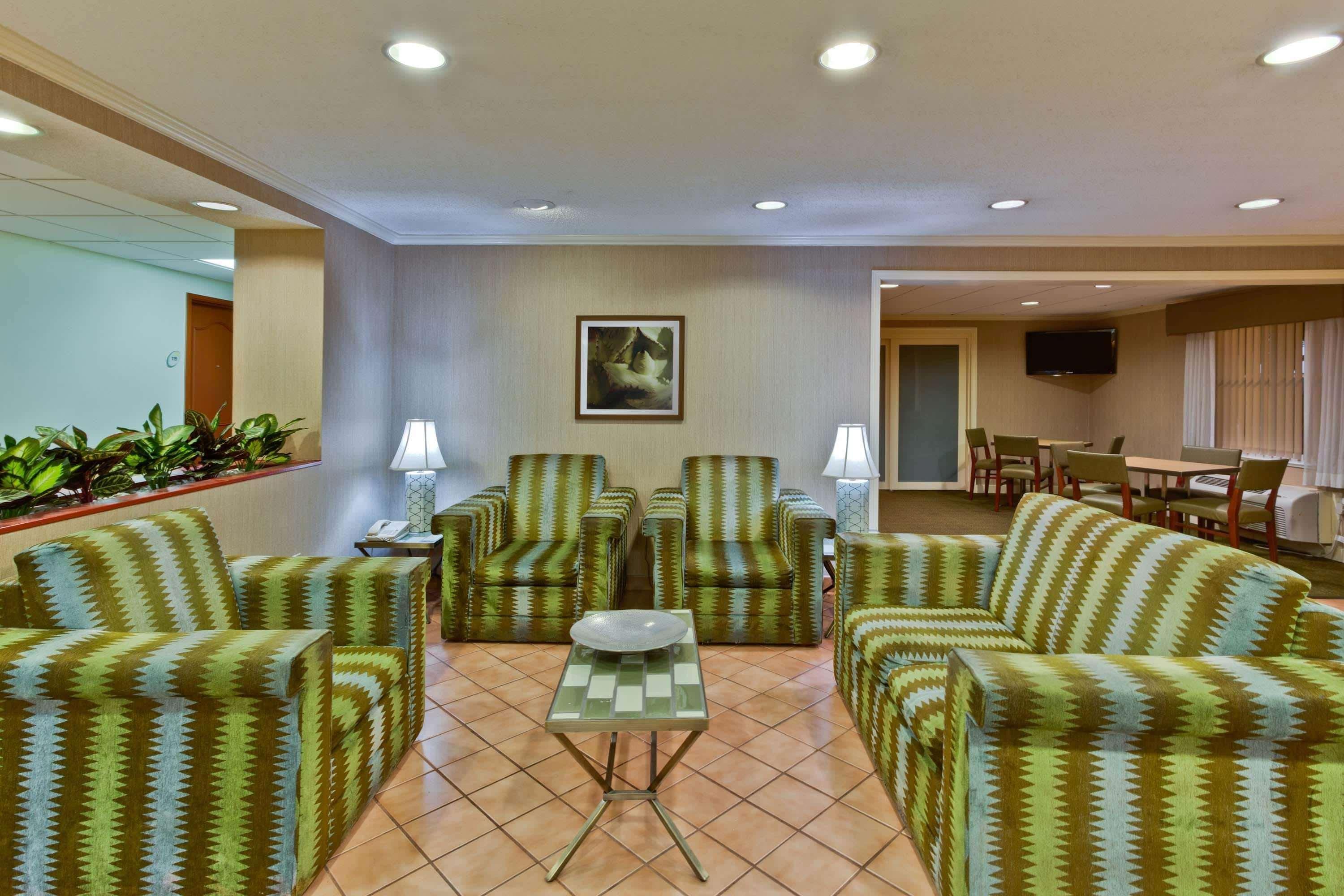 La Quinta By Wyndham Lakeland East Exterior photo