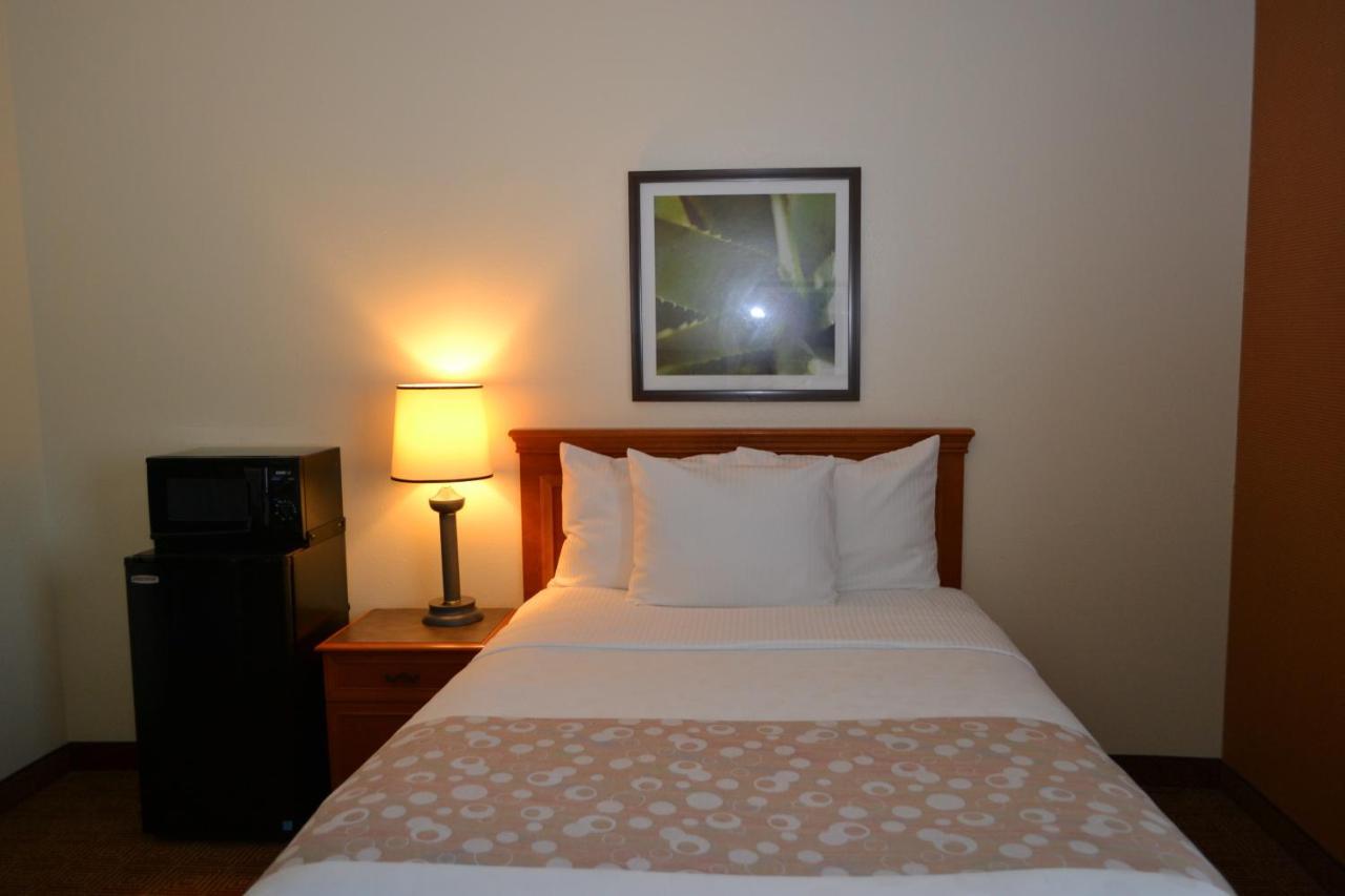 La Quinta By Wyndham Lakeland East Exterior photo